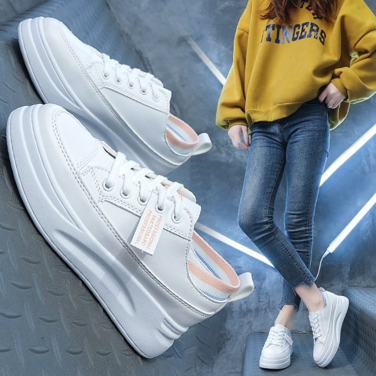 White Causal Shoes