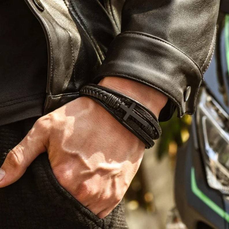 Mens Cross  Bracelet